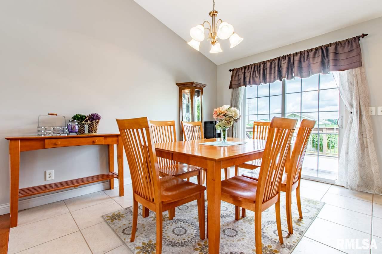 1421 Santa Fe Road Washington, IL 61571 - Photo 13 of 36 Gallery Image 13