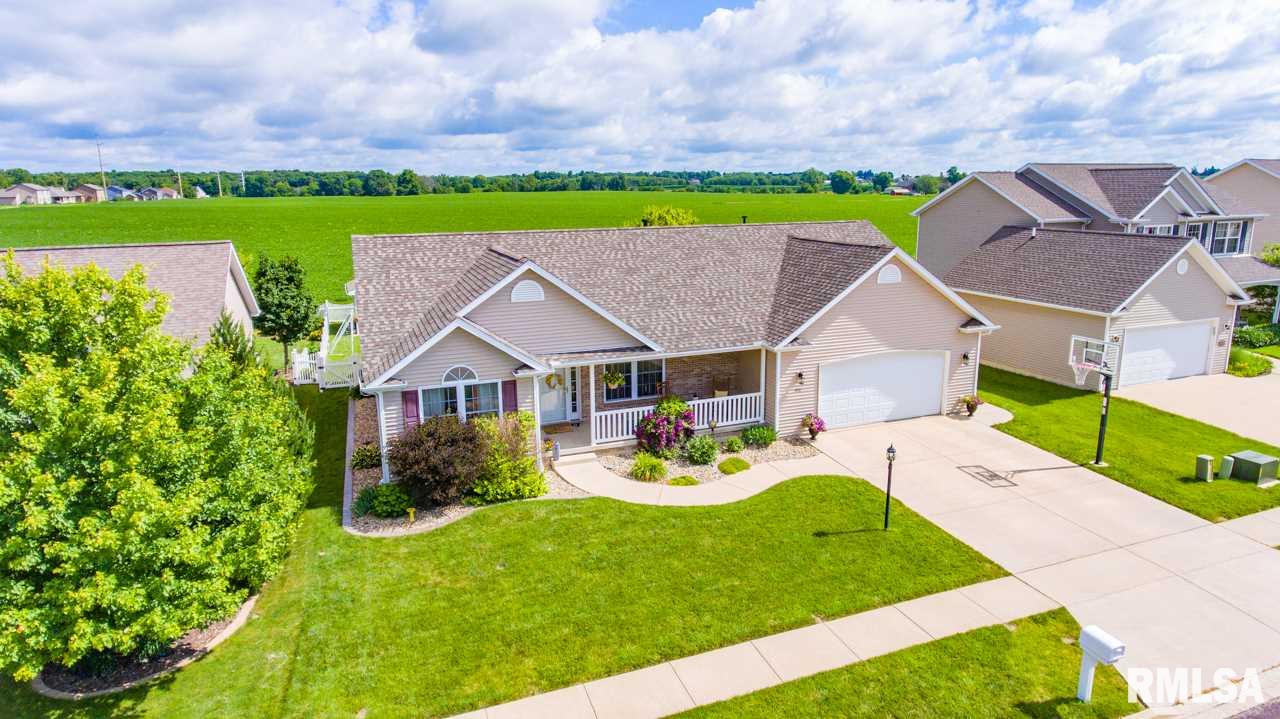 1421 Santa Fe Road Washington, IL 61571 - Photo 2 of 36 Gallery Image 2