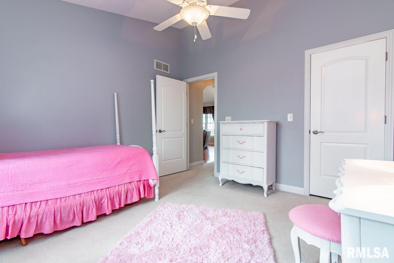 1421 Santa Fe Road Washington, IL 61571 - Photo 29 of 36 Gallery Image 29