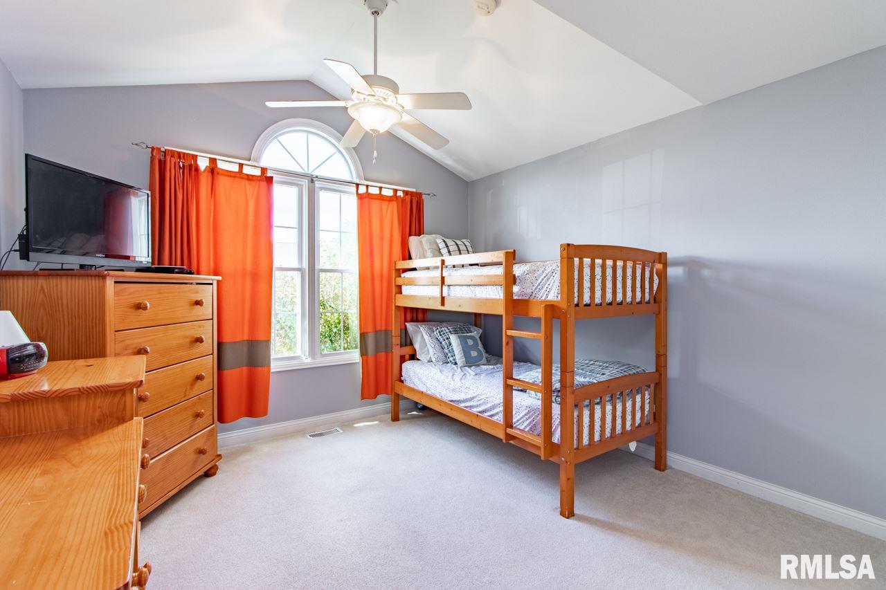 1421 Santa Fe Road Washington, IL 61571 - Photo 31 of 36 Gallery Image 31