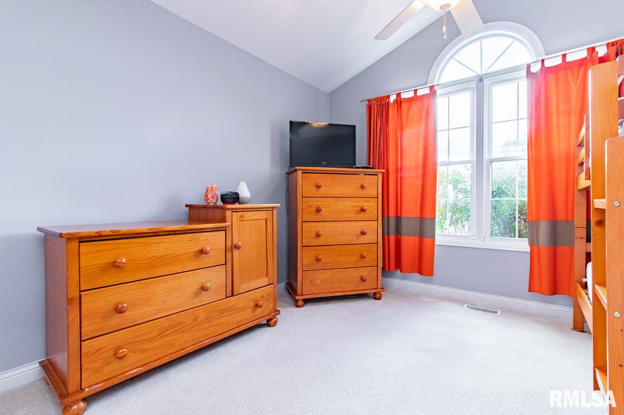 1421 Santa Fe Road Washington, IL 61571 - Photo 33 of 36 Gallery Image 33