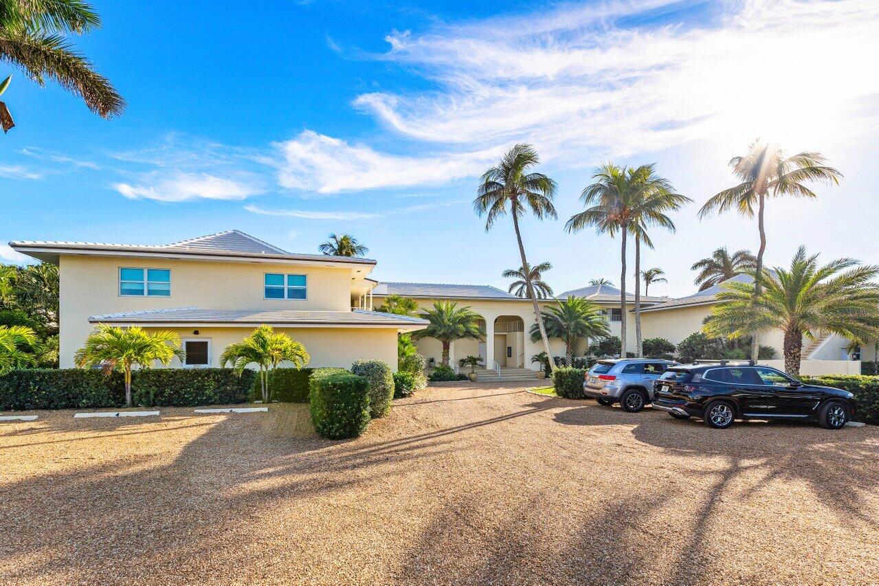 200 Little Club Road, Unit 10 Gulf Stream, FL 33483 - Photo 3 of 20 #0.3