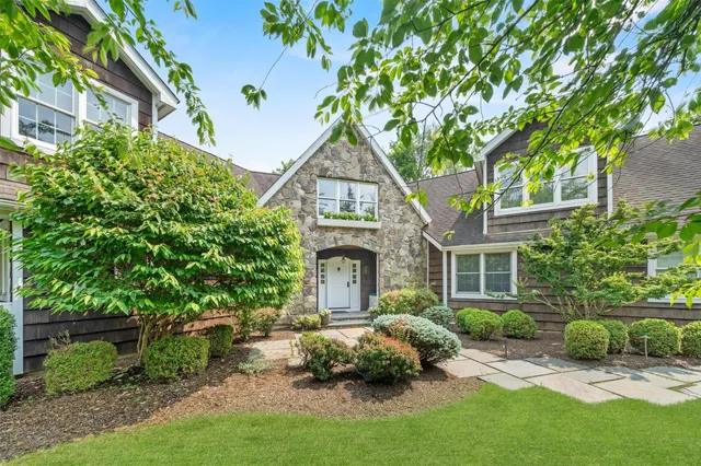 $1,499,500 | 7 Weldon Way, Warwick, NY 10990