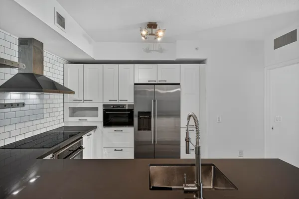 $2,495 | 2421 Northeast 65th Street, Unit 209, Fort Lauderdale, FL 33308