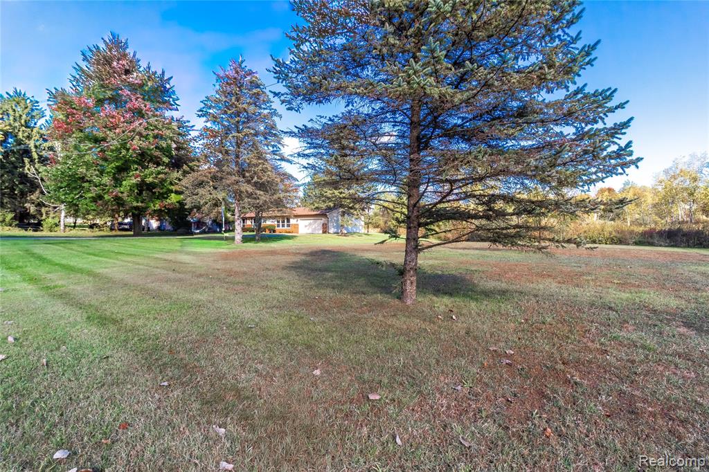 6208 Marathon Road Otter Lake, MI 48464 - Photo 26 of 34