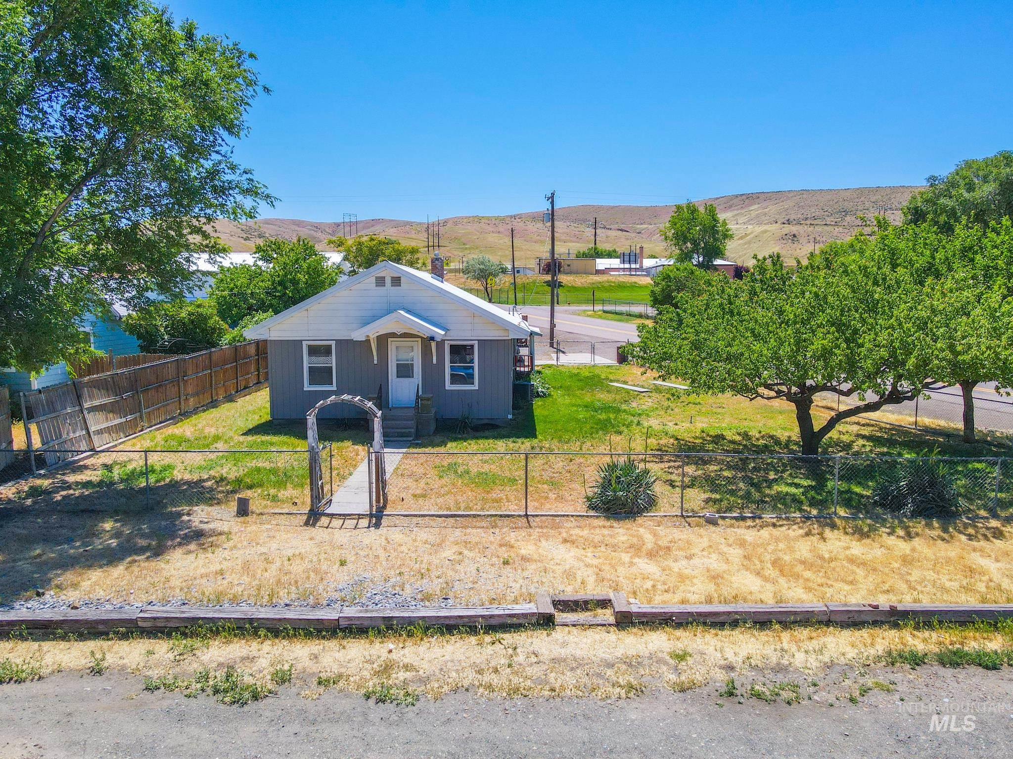 370 East Jefferson Huntington, OR 97907 - Photo 35 of 41