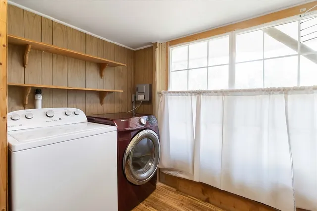 $1,299,999 | 227 Henderson Lane, Lockhart, TX 78644