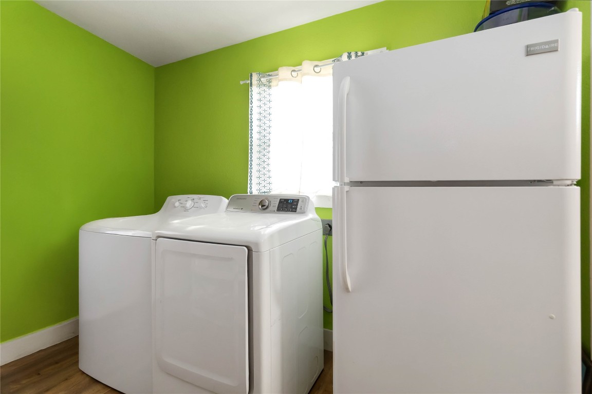 227 Henderson Lane Lockhart, TX 78644 - Photo 32 of 38 a utility room with dryer and washer