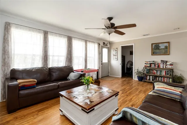 $1,299,999 | 227 Henderson Lane, Lockhart, TX 78644