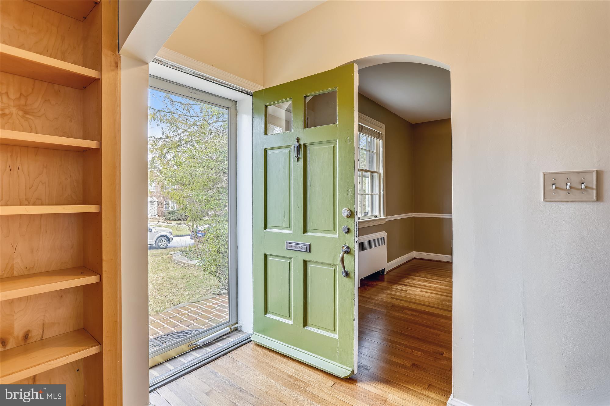 9029 Fairview Road Silver Spring, MD 20910 - Photo 14 of 64 entry hall