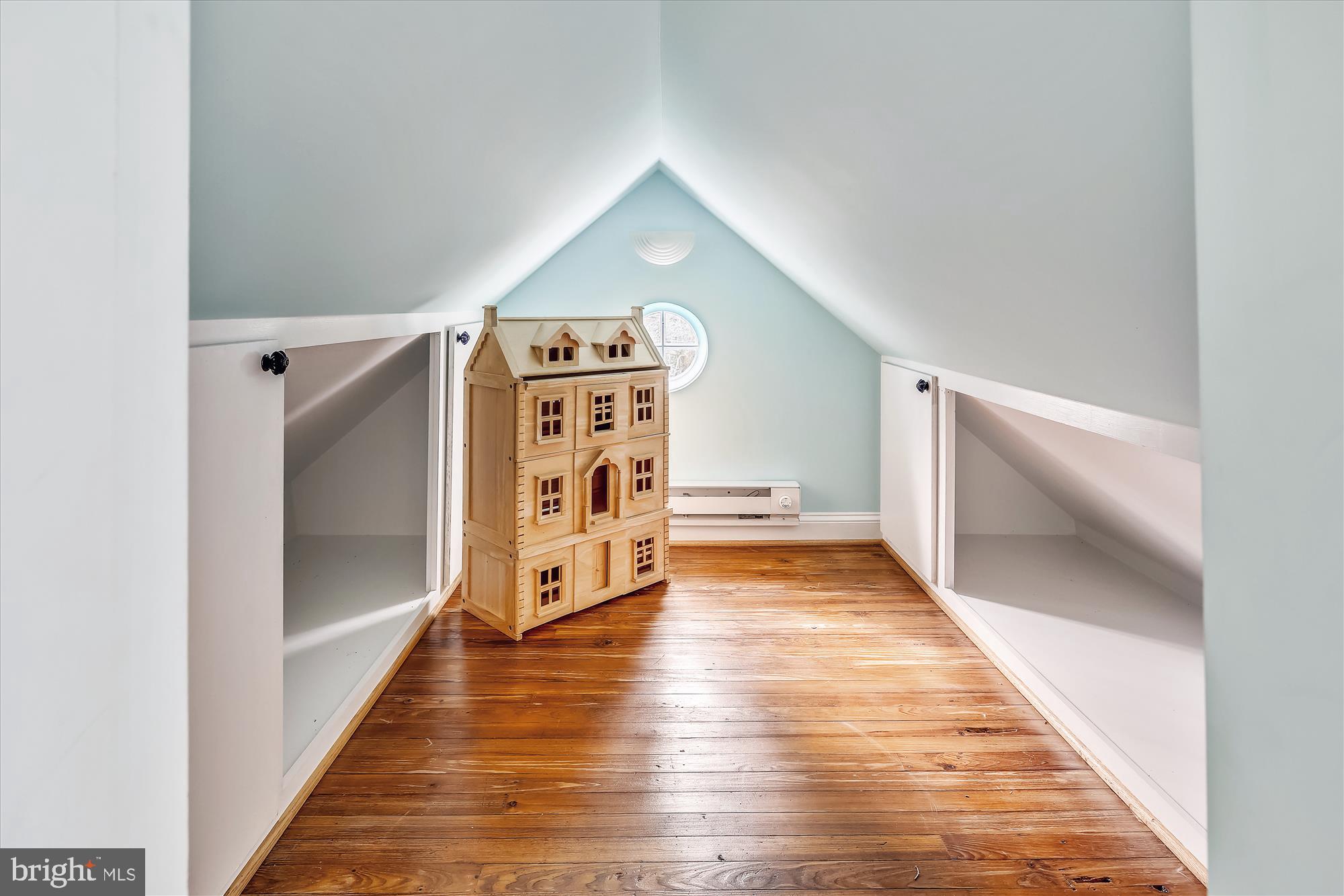9029 Fairview Road Silver Spring, MD 20910 - Photo 10 of 64 kid nook or great storage!