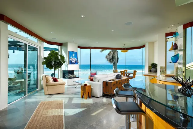 $20,000 | 3377 Ocean Front Walk, San Diego, CA 92109