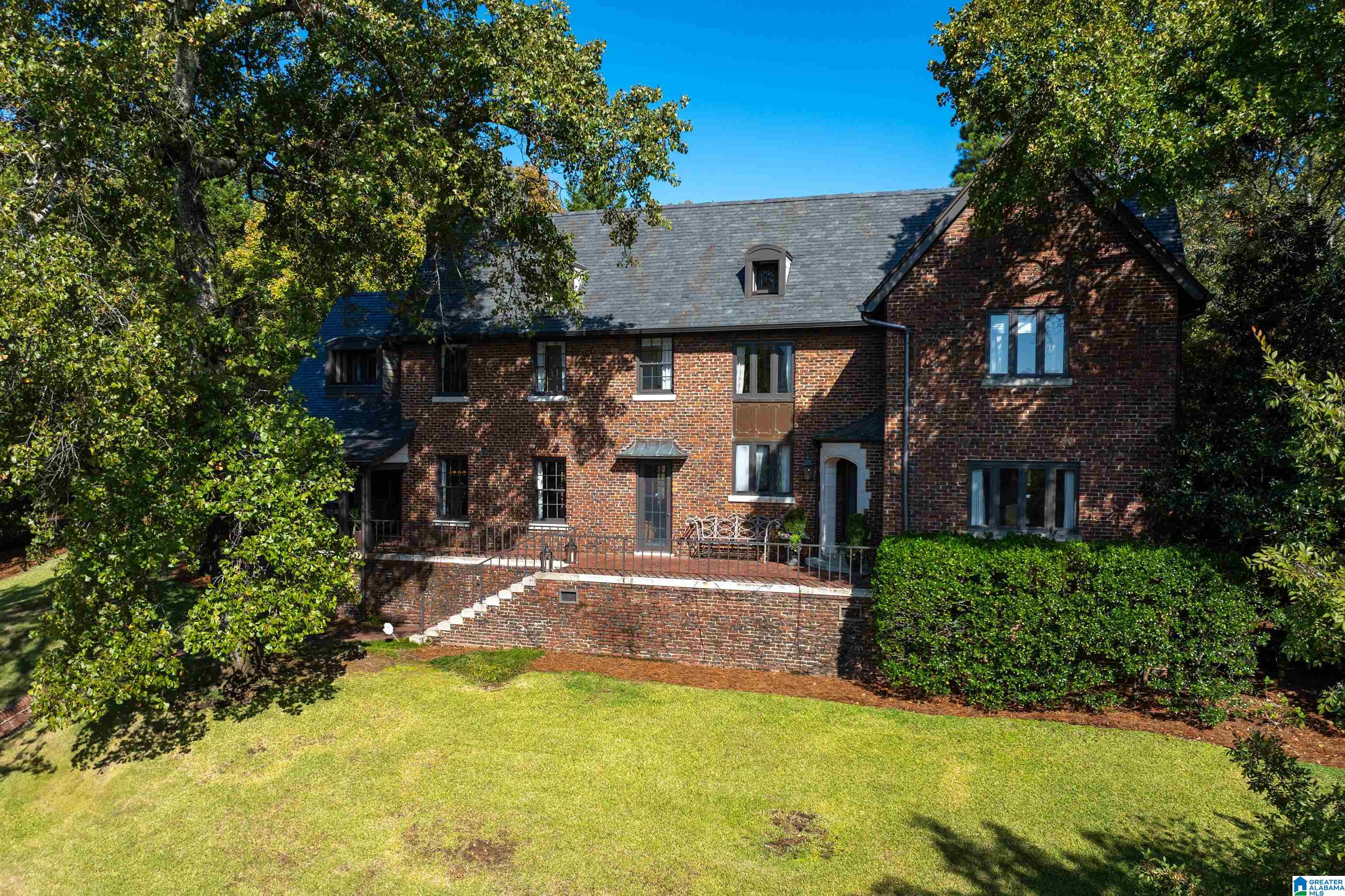 2820 Berwick Road Birmingham, AL 35213 - Photo 1 of 64