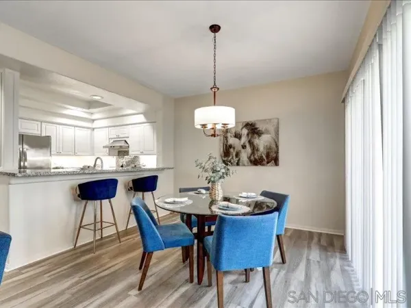 $4,800 | 8641 Via Mallorca, Unit F, La Jolla, CA 92037