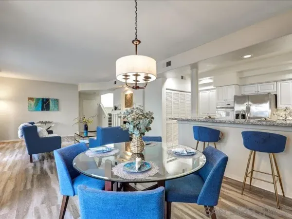 $4,800 | 8641 Via Mallorca, Unit F, La Jolla, CA 92037