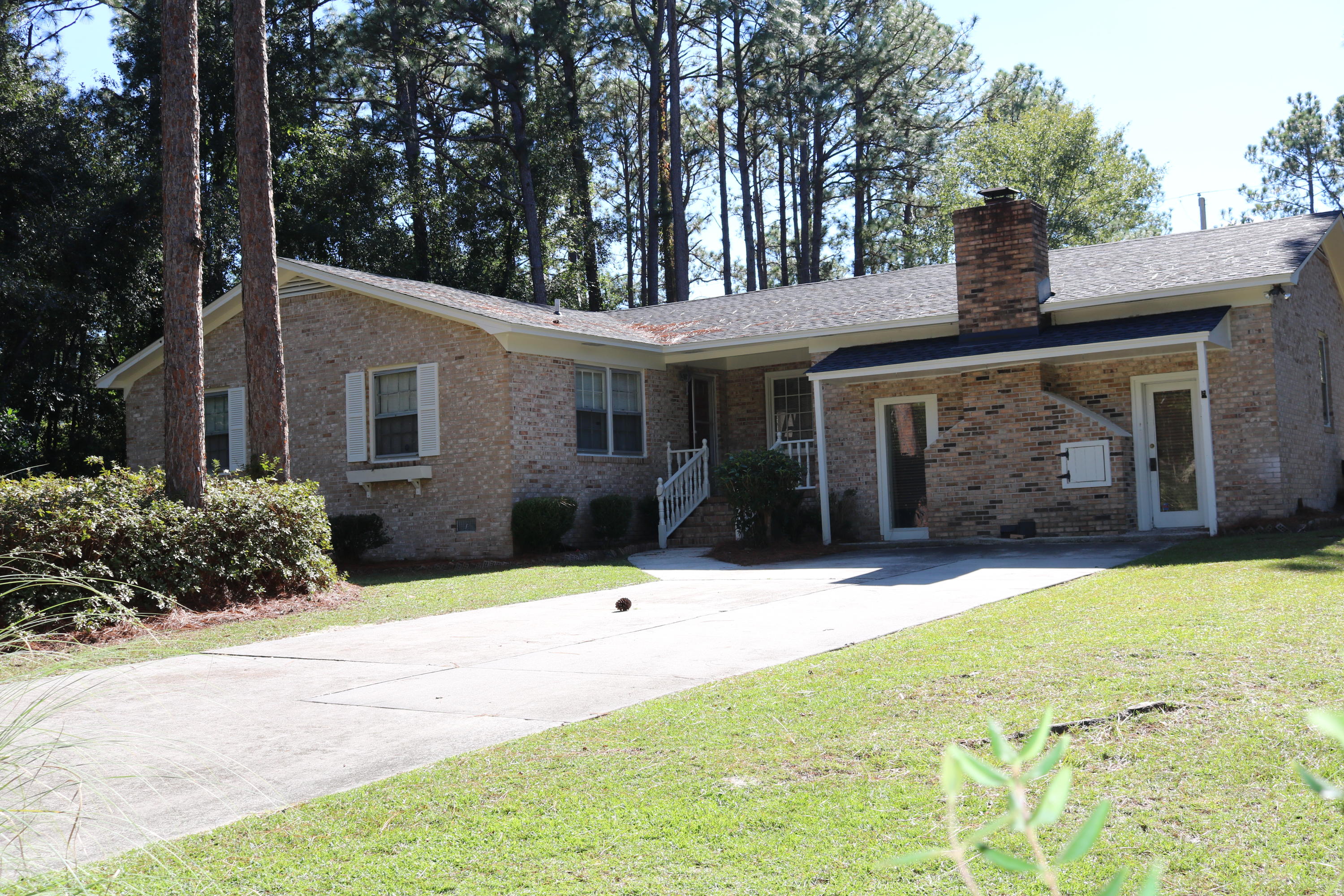 147 Waverly Road Walterboro, SC 29488 - Photo 1 of 42 IMG_4254