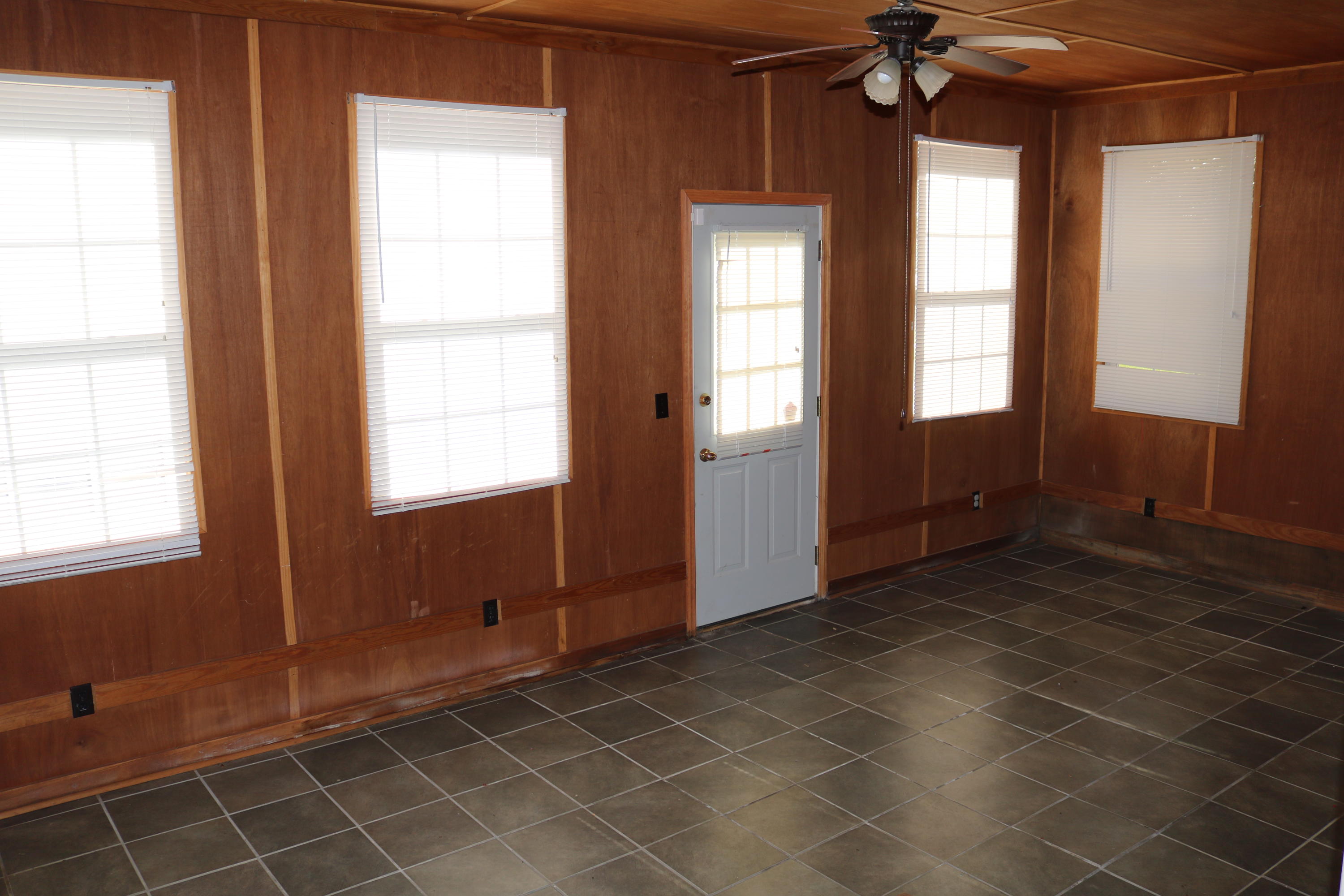 147 Waverly Road Walterboro, SC 29488 - Photo 14 of 42 IMG_4277