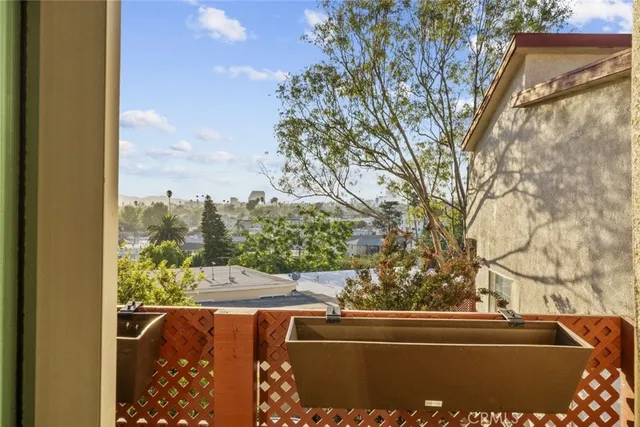 $550,000 | 1523 East Windsor Road, Unit 209A, Glendale, CA 91205