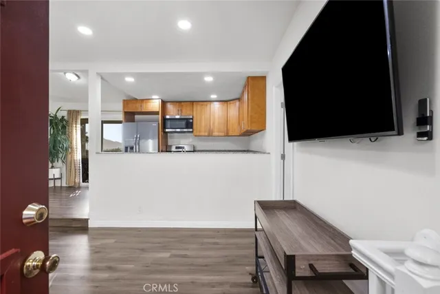 $550,000 | 1523 East Windsor Road, Unit 209A, Glendale, CA 91205
