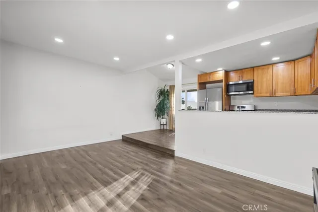 $550,000 | 1523 East Windsor Road, Unit 209A, Glendale, CA 91205