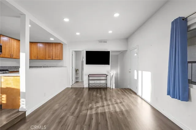 $550,000 | 1523 East Windsor Road, Unit 209A, Glendale, CA 91205