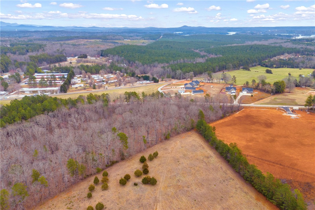 4 Keowee School Road Seneca, SC 29672 - Photo 8 of 29 Gallery Image 8