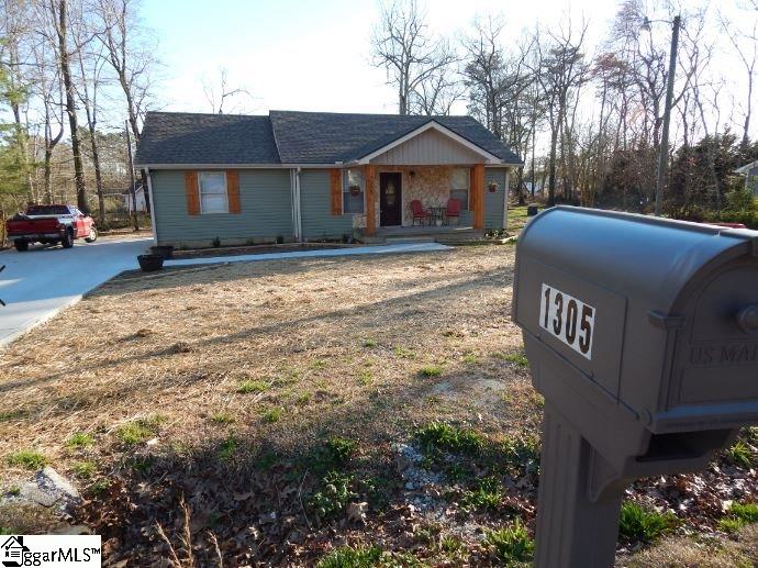1305 Reid School Road Taylors, SC 29687 - Photo 1 of 25 Gallery Image 1