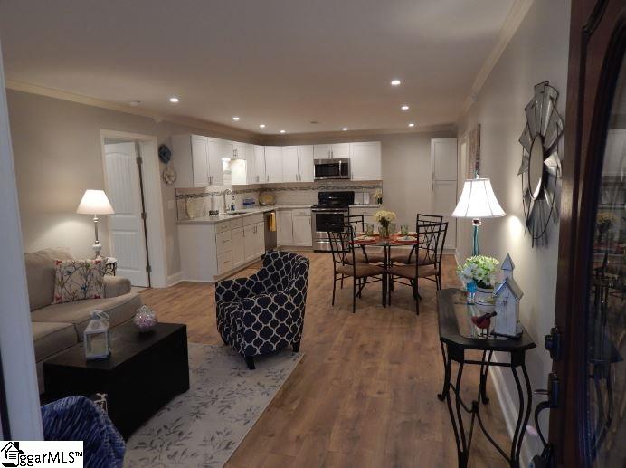 1305 Reid School Road Taylors, SC 29687 - Photo 4 of 25 Gallery Image 4