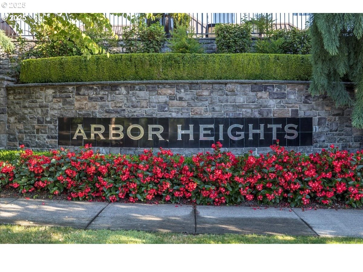 5598 Northwest 135th Avenue Portland, OR 97229 - Photo 44 of 45 a view of outdoor space and yard
