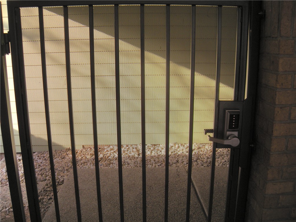 908 Poplar Street, Unit 207 Austin, TX 78705 - Photo 3 of 19 a view of a balcony with staircase