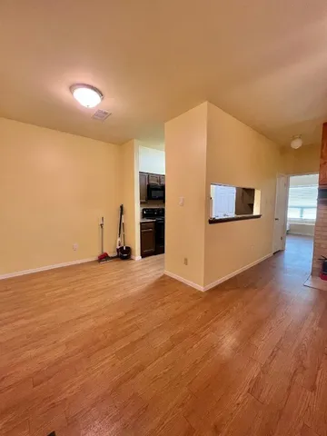 a view of a livingroom with an empty space