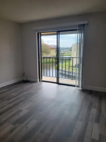 $1,450 | 2050 Oleander Boulevard, Unit 105, Fort Pierce, FL 34950