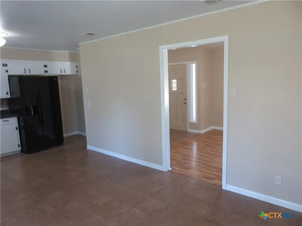 $1,975 | 1339 Mockingbird Lane, Seguin, TX 78155