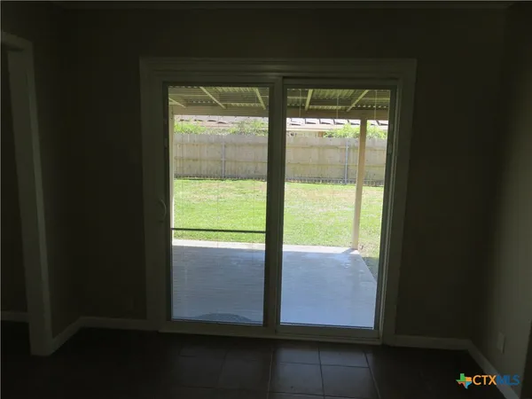 $1,975 | 1339 Mockingbird Lane, Seguin, TX 78155