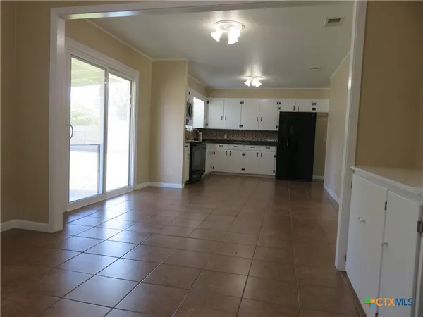 $1,975 | 1339 Mockingbird Lane, Seguin, TX 78155