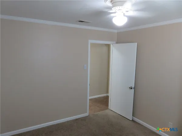 $1,975 | 1339 Mockingbird Lane, Seguin, TX 78155