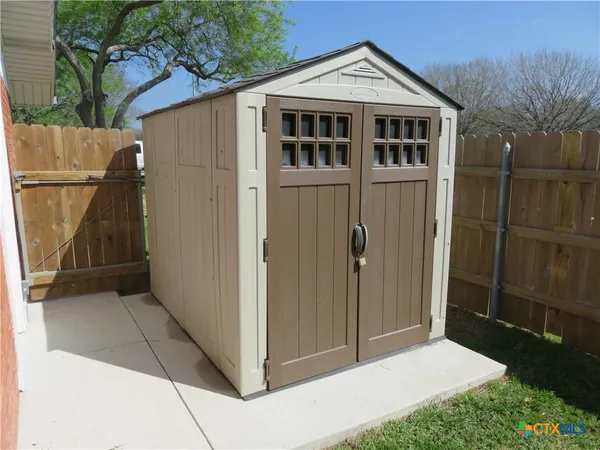 $1,975 | 1339 Mockingbird Lane, Seguin, TX 78155