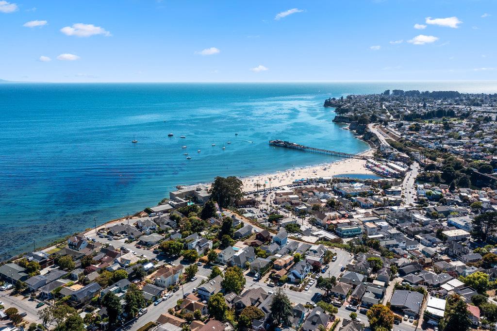 109 Central Avenue Capitola, CA 95010 - Photo 2 of 79