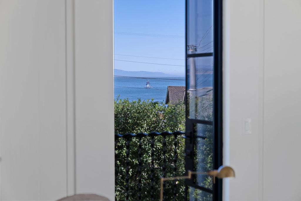 109 Central Avenue Capitola, CA 95010 - Photo 65 of 79