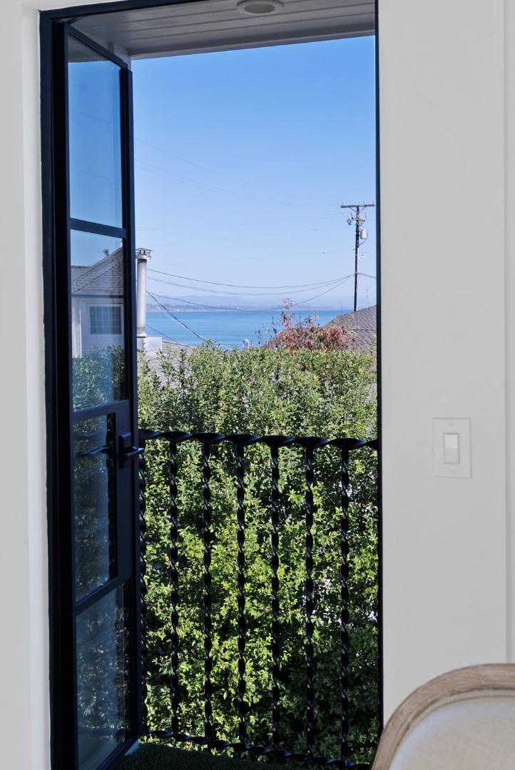 109 Central Avenue Capitola, CA 95010 - Photo 66 of 79 a view of a balcony