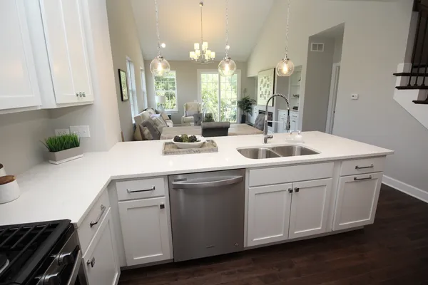 $5,500 | 10752 Clock Tower Drive, Countryside, IL 60525