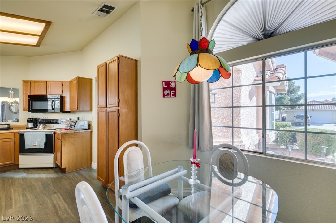 2802 Tortoise Court Henderson, NV 89074 - Photo 12 of 25