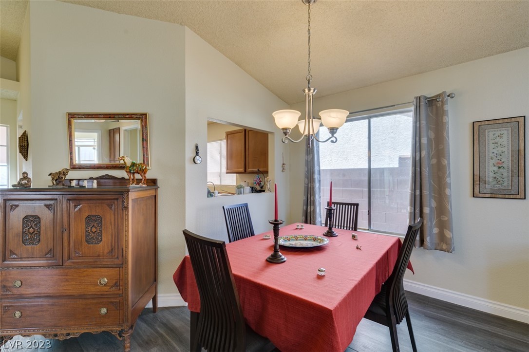 2802 Tortoise Court Henderson, NV 89074 - Photo 8 of 25