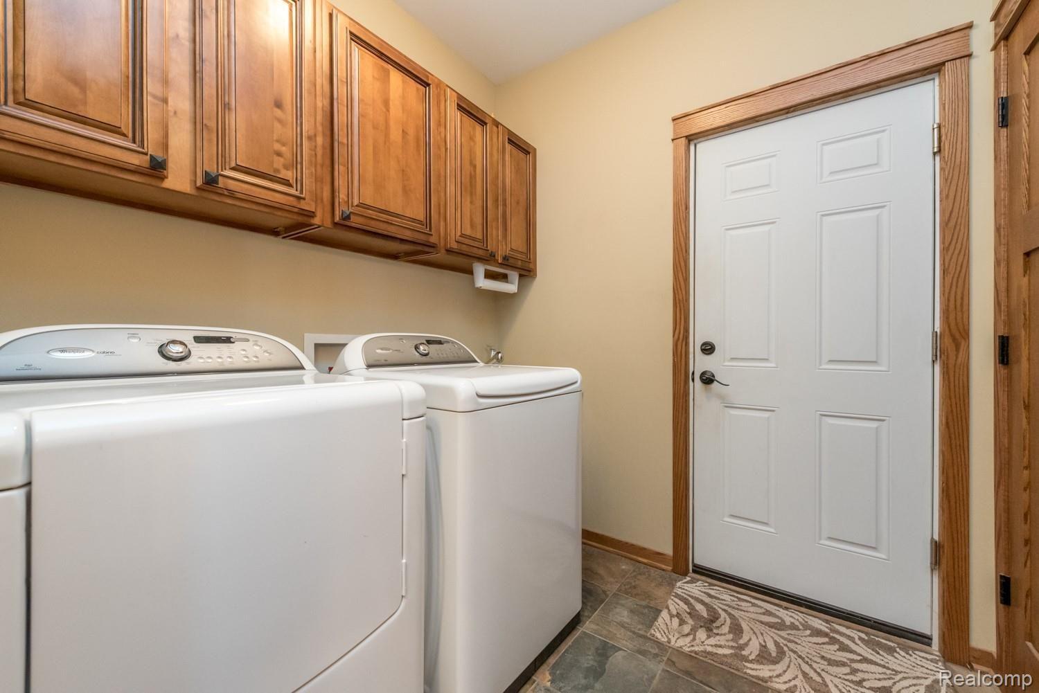 10226 Buhl Road Pinckney, MI 48169 - Photo 54 of 71 D75_6831.jpg