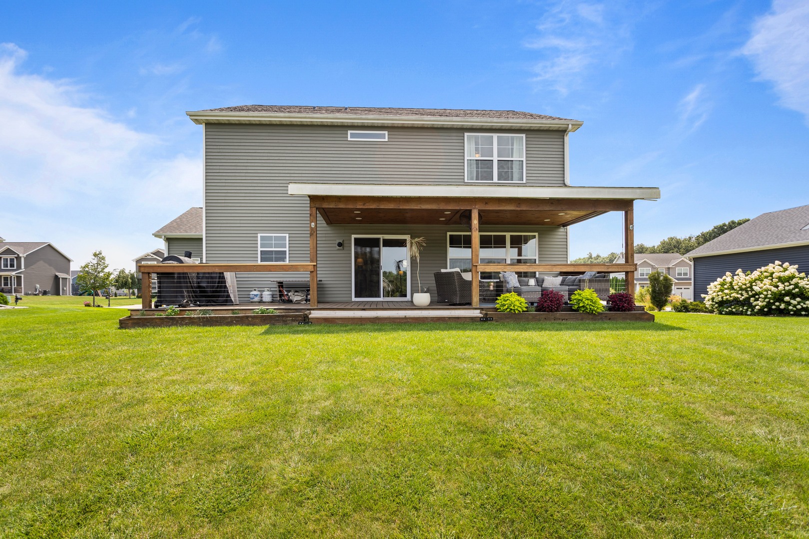 606 Weldon Springs Road Monticello, IL 61856 - Photo 4 of 48 Gallery Image 4