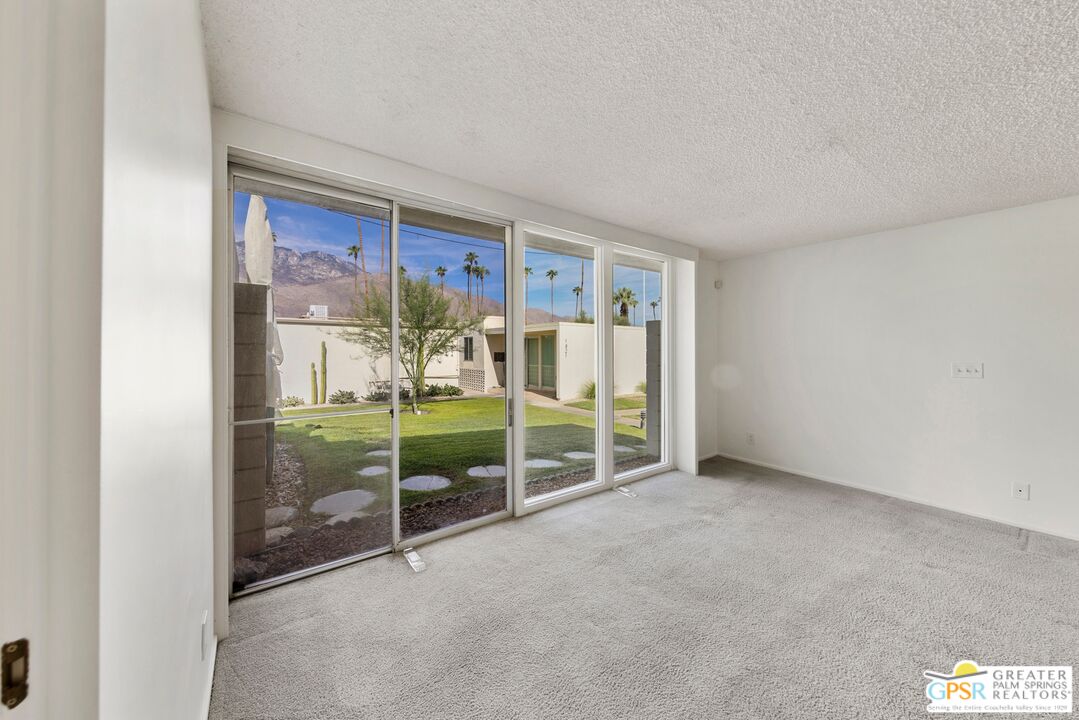 1847 Sandcliff Road Palm Springs, CA 92264 - Photo 17 of 43 Gallery Image 17