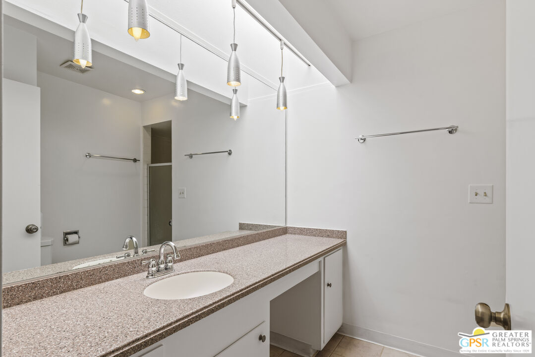 1847 Sandcliff Road Palm Springs, CA 92264 - Photo 24 of 43 Gallery Image 24