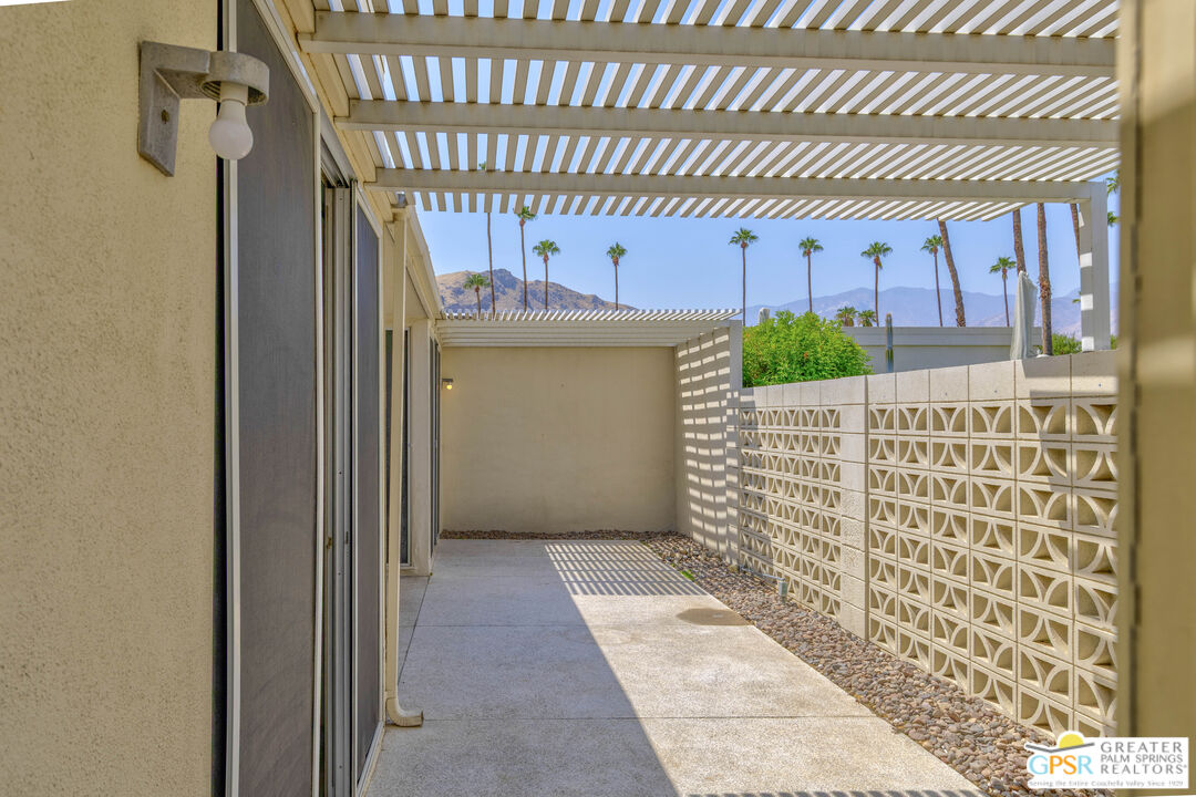 1847 Sandcliff Road Palm Springs, CA 92264 - Photo 34 of 43 Gallery Image 34