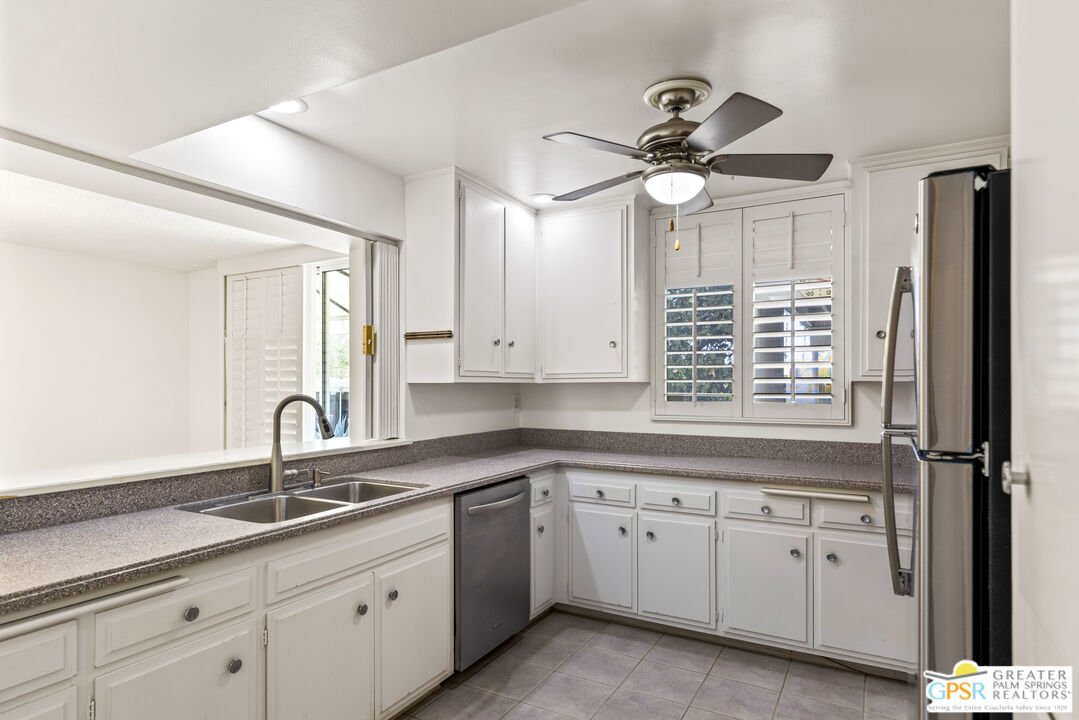 1847 Sandcliff Road Palm Springs, CA 92264 - Photo 10 of 43 Gallery Image 10