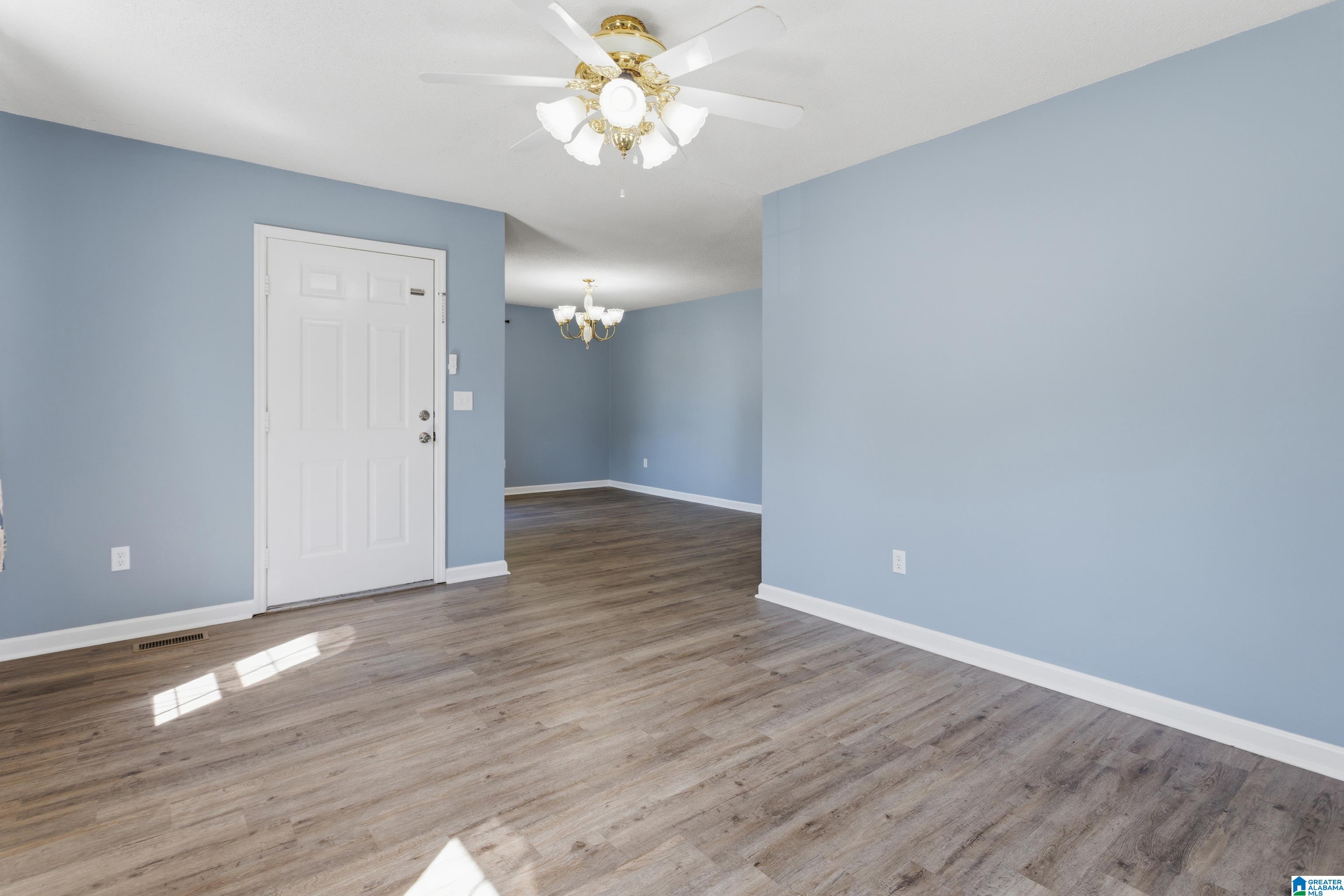 160 Sanders Road Hayden, AL 35079 - Photo 13 of 40